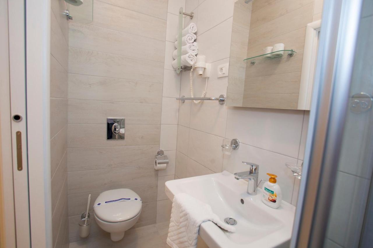 Villa Alesa Tucepi Ngoại thất bức ảnh