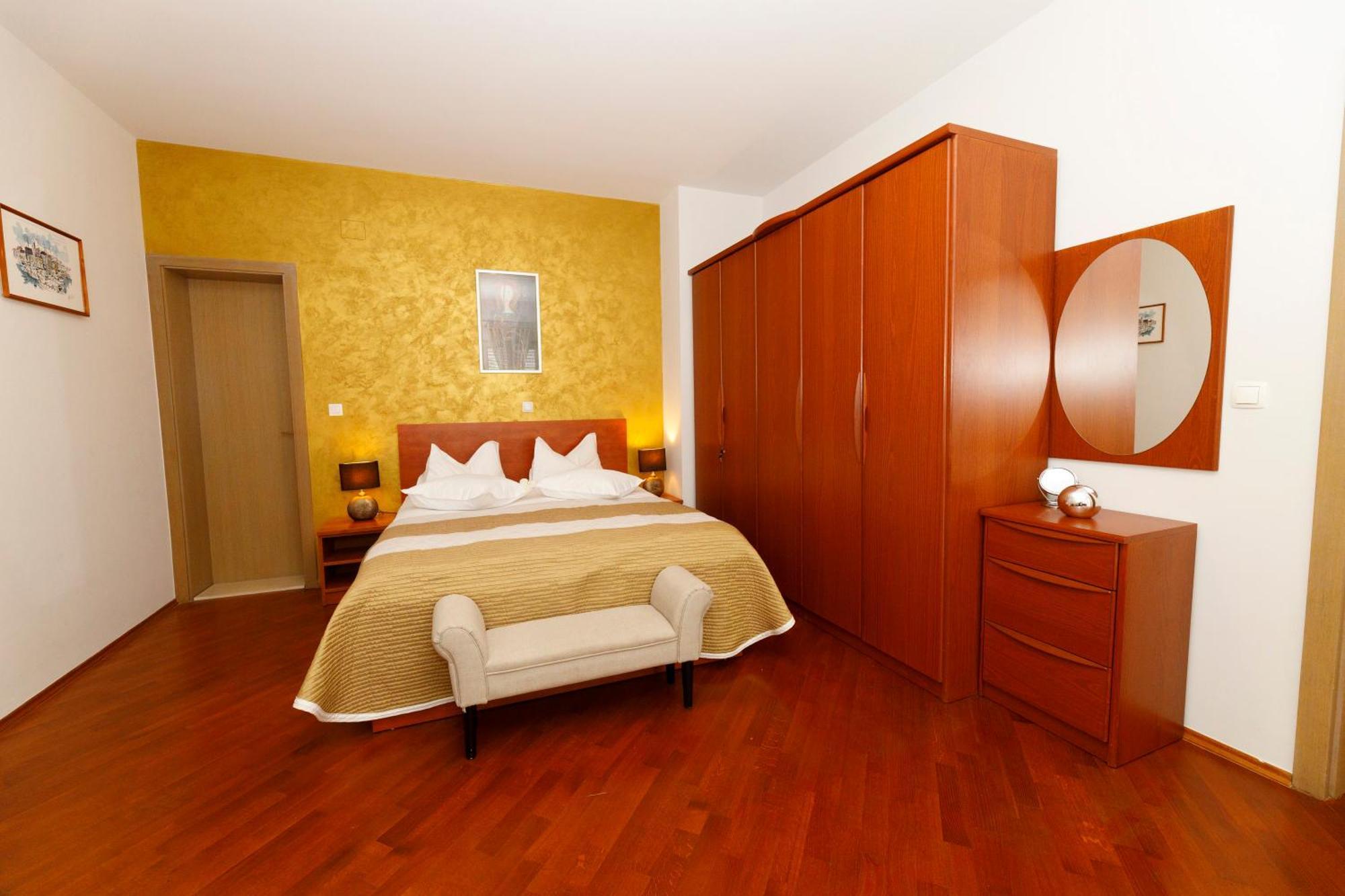 Villa Alesa Tucepi Ngoại thất bức ảnh